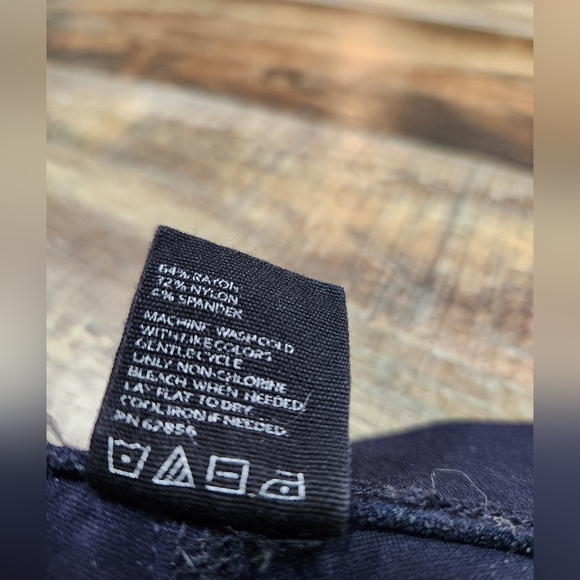 Pull on Hue Pants - Picture 5 of 8